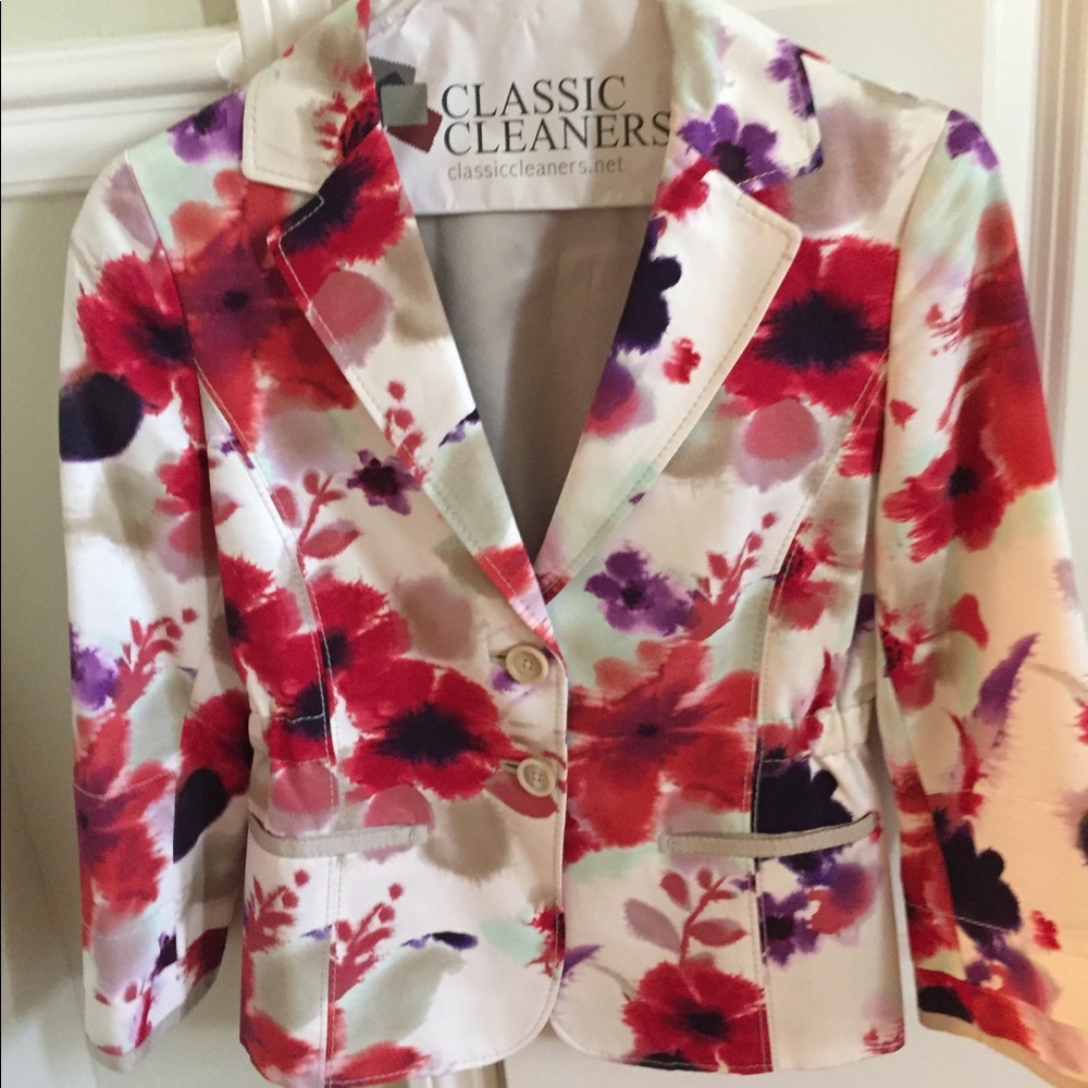 Elie Tahari Jacket size 2 - Picture 3 of 3
